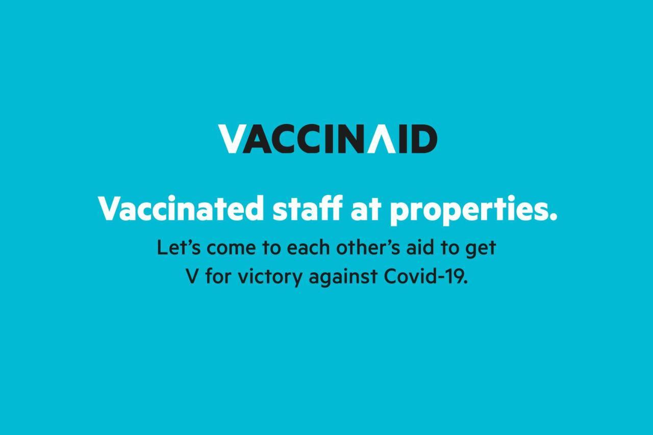 Vaccinated Staff - OYO 578 Red Velvet Suites Manila Exterior foto